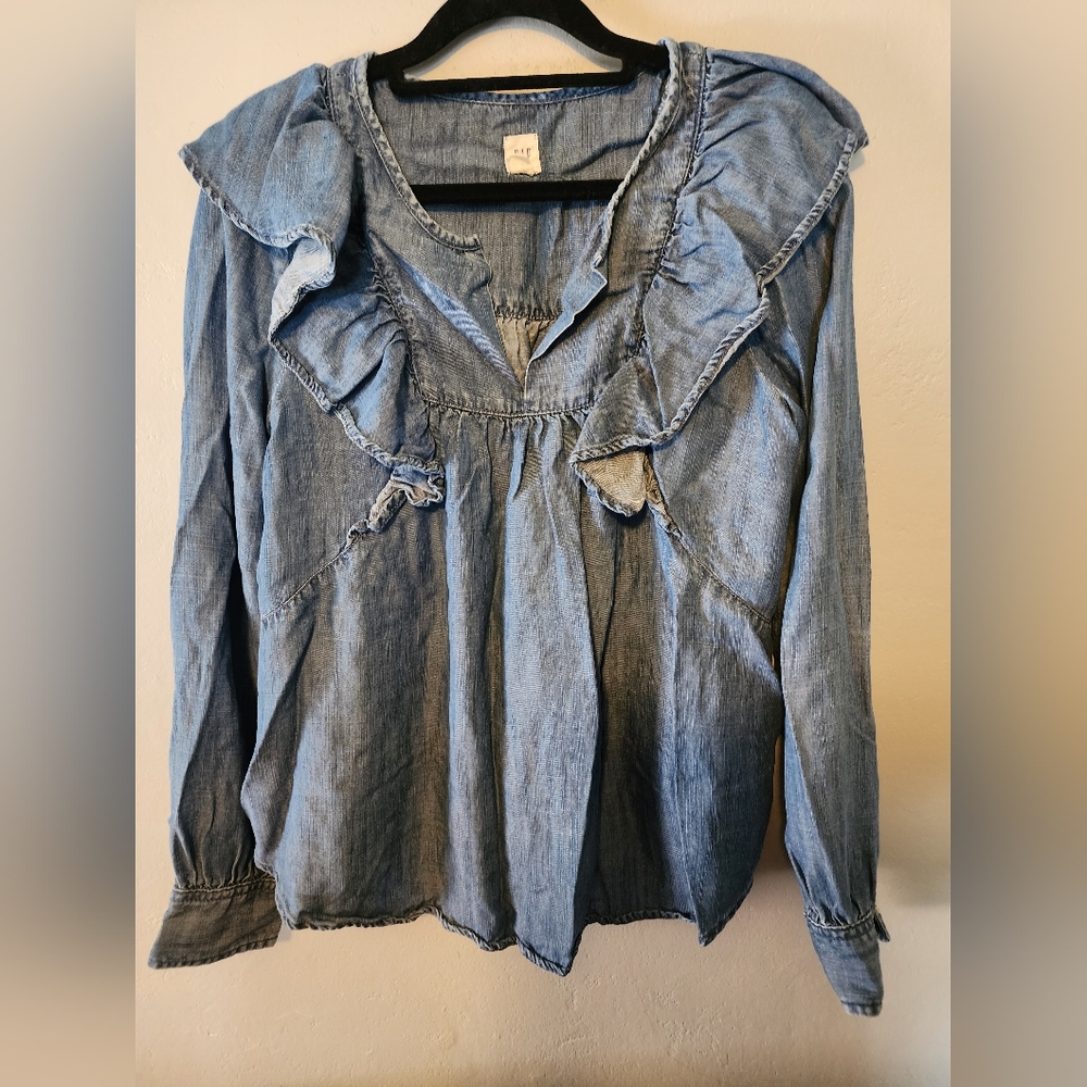 Gap jean blouse